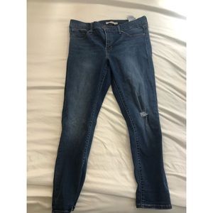 Levis 311 shaping ripped skinny jeans